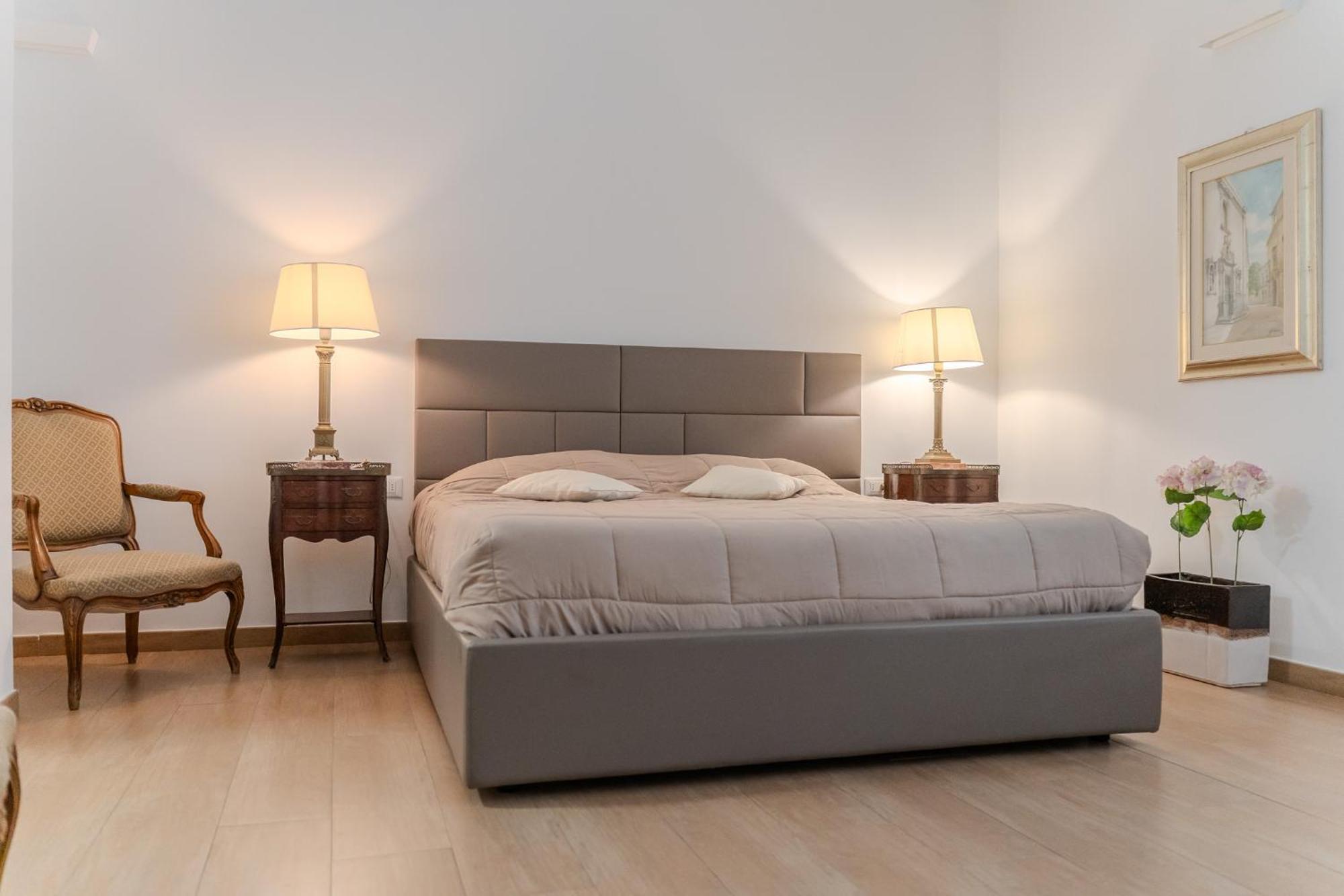 B&B Charme Lecce Exterior photo